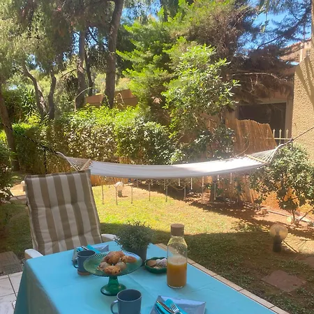 Apartmán Garden With Bbq In The Athenian Riviera